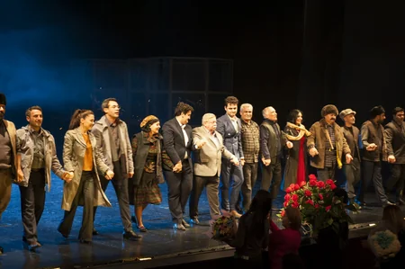 Akademik Milli Dram Teatrında “Yaşar” tamaşasının premyerası keçirilib