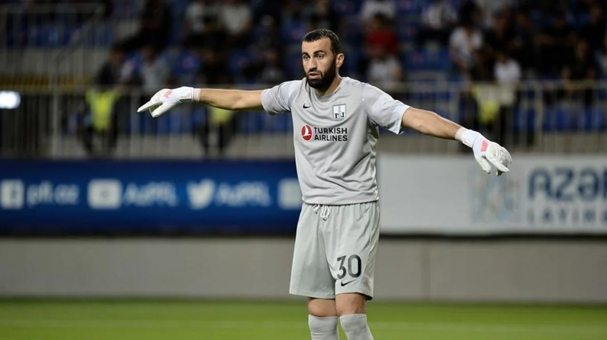 Neftçinin qapıçısı HİK-lə oyunda sıradan çıxıb