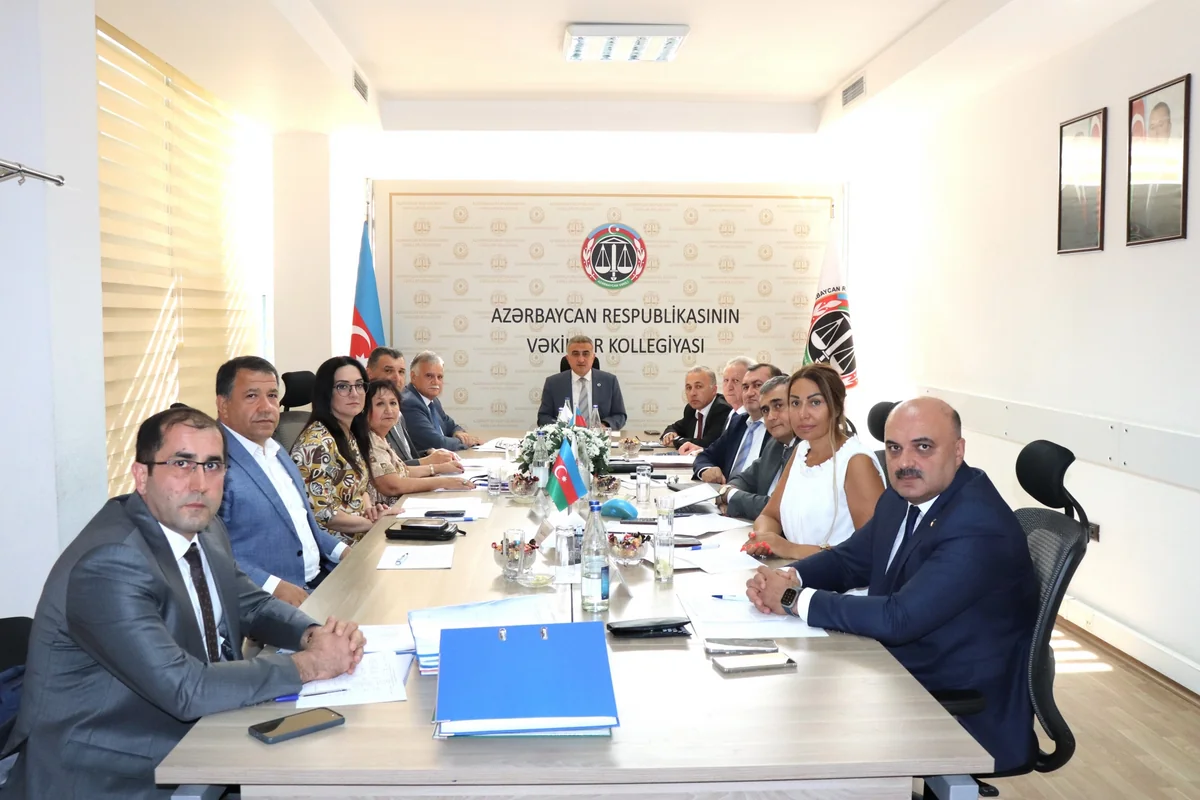 Azərbaycanda dörd vəkilə töhmət verilib, altı vəkilə isə xəbərdarlıq olunub