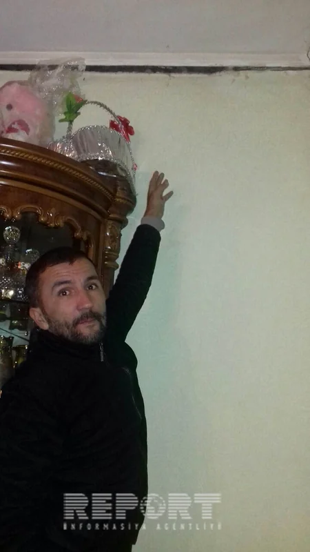 Qubaya yağan aramsız yağışlar nəticəsində daha bir ev çöküb - FOTO