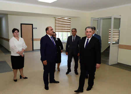Ağdaşda orta məktəb binasının əsaslı təmirdən sonra açılış mərasimi keçirilib