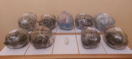 İrandan Azərbaycana 62 kq-dan çox narkotik keçirilməsinin qarşısı alınıb, narkotacir özünə xəsarət yetirib