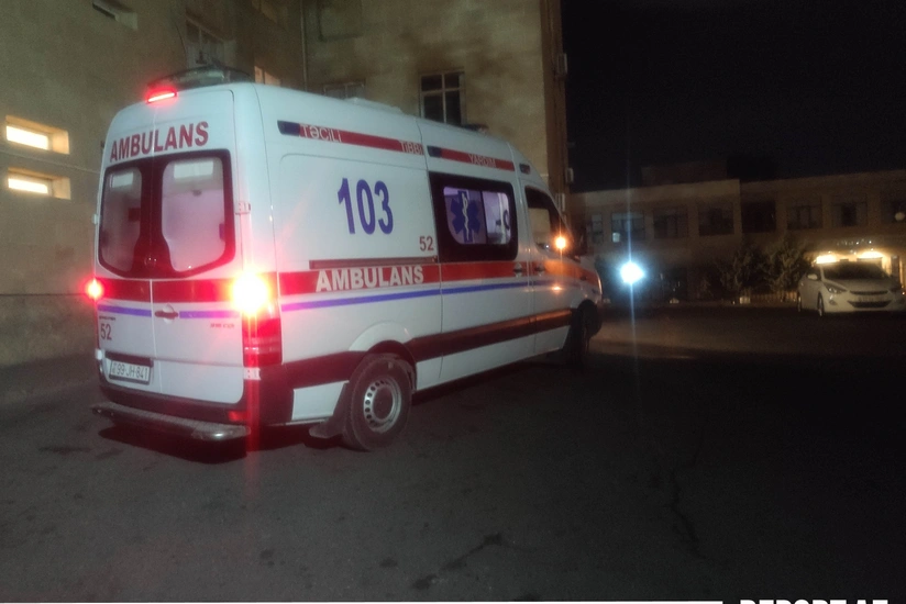 Bakıda kütləvi dava zamanı 1 qadın və 2 kişi bıçaqlanıb