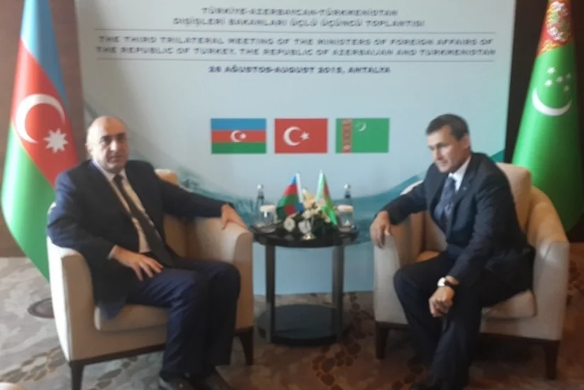 Antalyada Azərbaycan və Türkmənistan XİN rəhbərləri arasında görüş keçirilib