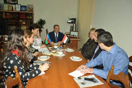 Misirin Azərbaycandakı səfiri Milli Kitabxananı ziyarət edib