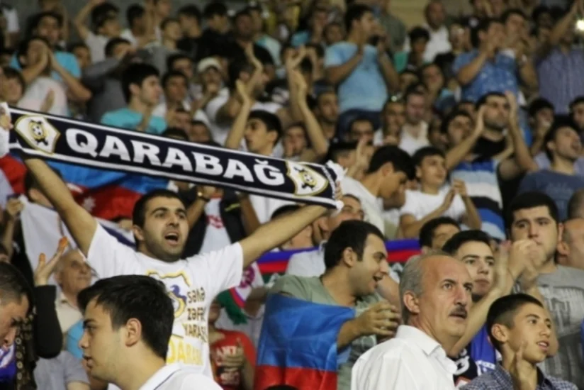 В Тбилиси фанаты Самтредии напали на болельщиков Карабаха