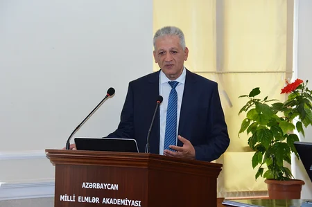 AMEA: Yataqxanada qeydiyyatda olan, amma hazırda yaşamayan elmi işçilərə də ev verilə bilər