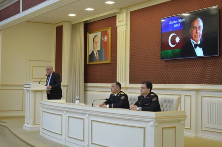 Polis Akademiyasında Heydər Əliyevin 100 illik yubileyi ilə əlaqədar tədbir keçirilib
