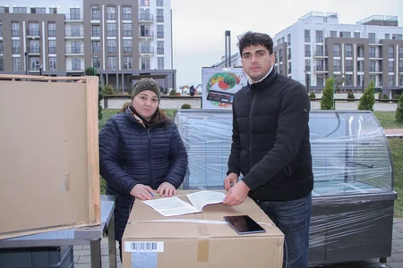 Füzuliyə köçürülən bir qrup şəxsə avadanlıqlar təqdim edilib
