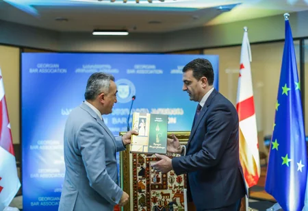 Vəkillər Kollegiyasının nümayəndə heyəti Gürcüstanda Vəkillər Evinin açılışında iştirak edib