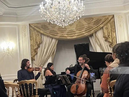 Parisdə Azərbaycanın Müstəqilliyinin Bərpası Günü münasibətilə konsert keçirilib