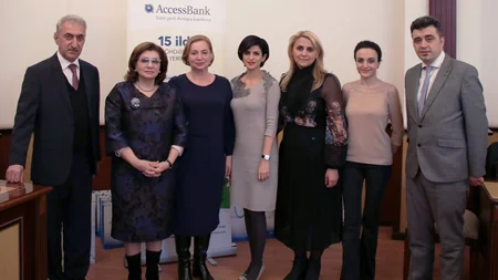 AccessBank UNEC tələbələrinin elmi-tədqiqat işlərinin çapına dəstək verib