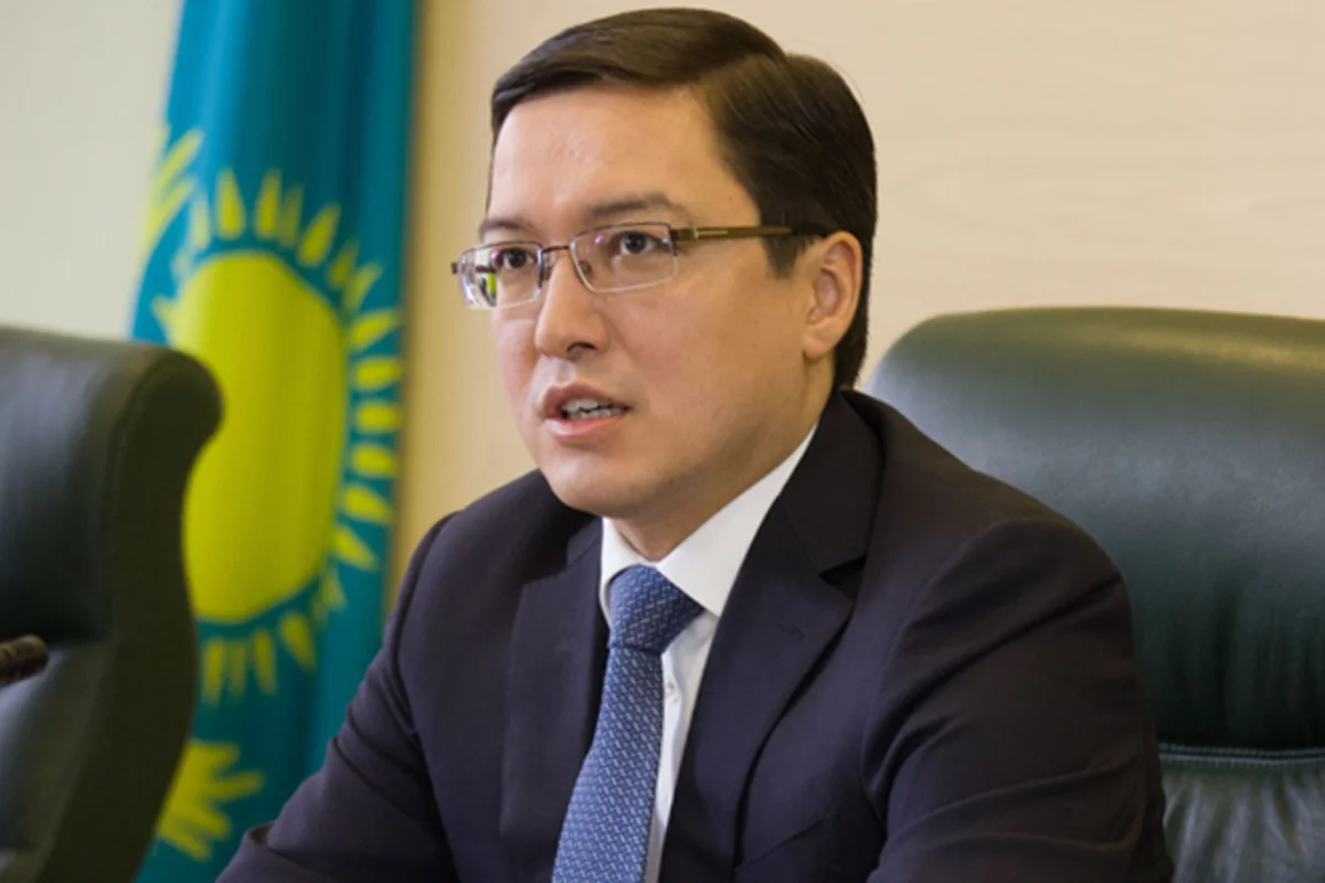 Kazakh investment to Azerbaijan's main commercial bank made by National Bank employees