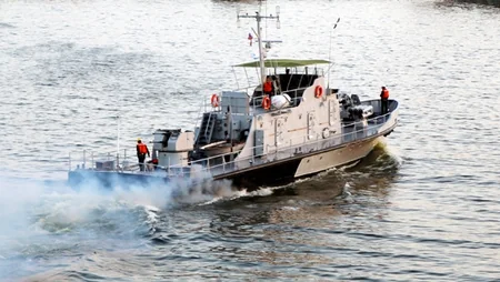 Müdafiə naziri Zakir Həsənov Xəzər dənizində keçirilən təlimləri izləyib