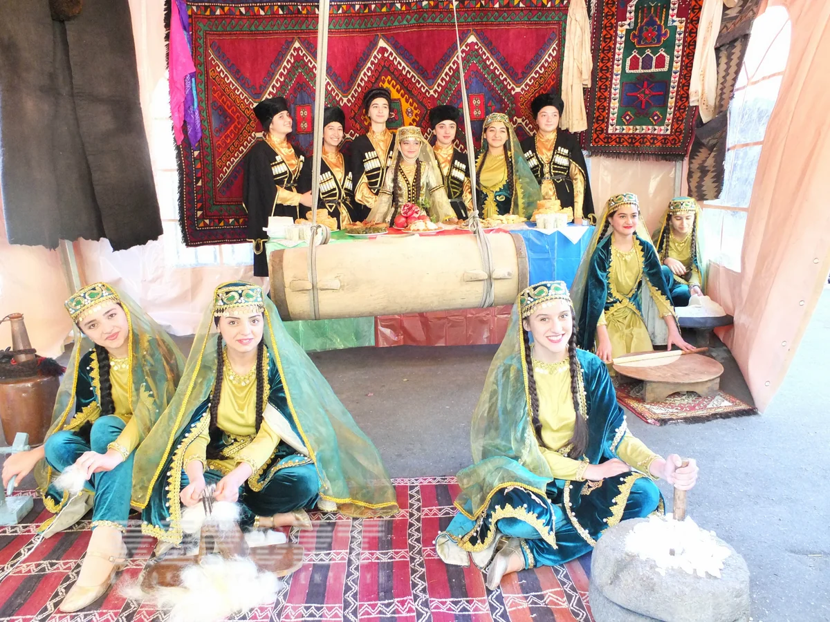 Gürcüstanda yaşayan azərbaycanlılar “Tbilisoba” bayramını qeyd ediblər - FOTO
