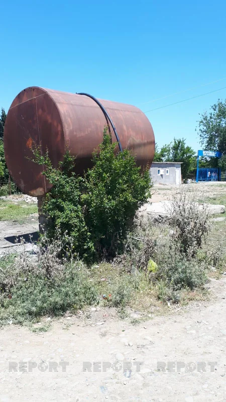 Cəlilabadda qəzalı məktəbdə tutumundan iki dəfə çox şagird təhsil alır