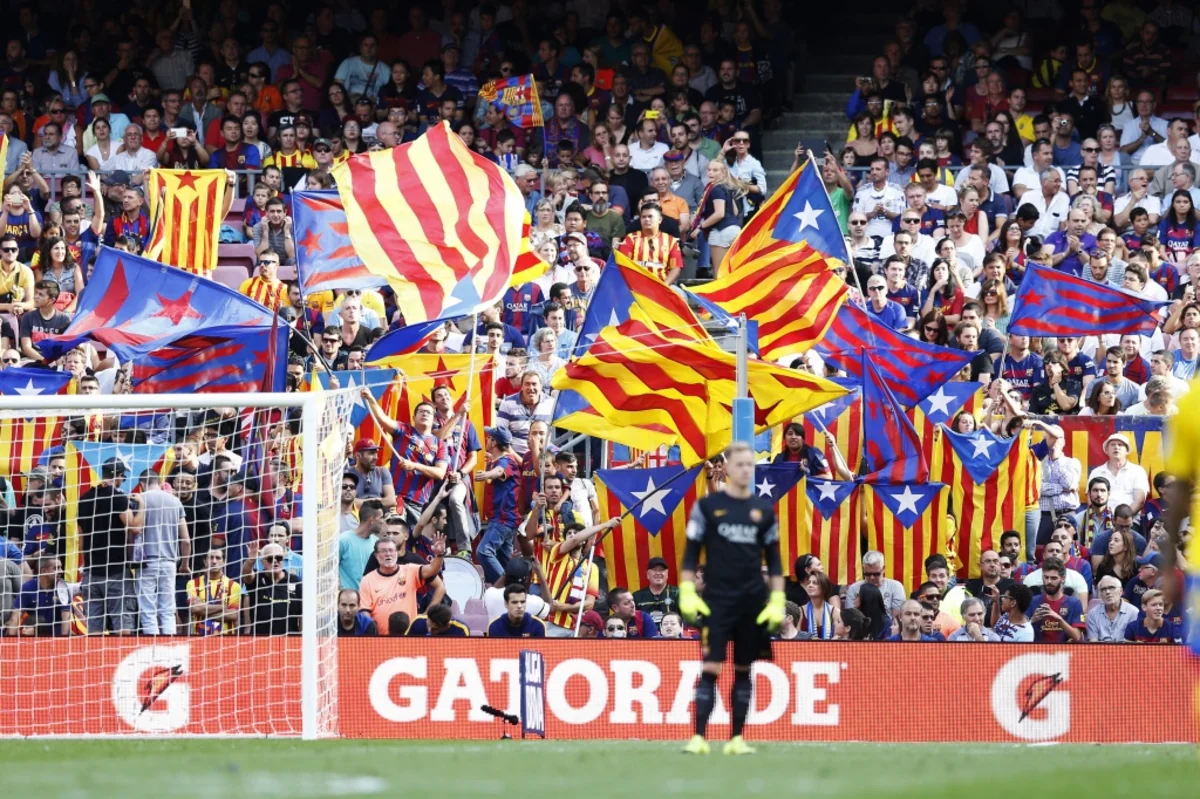 ​UEFA Barselona klubunu 150 min avro cərimələyib