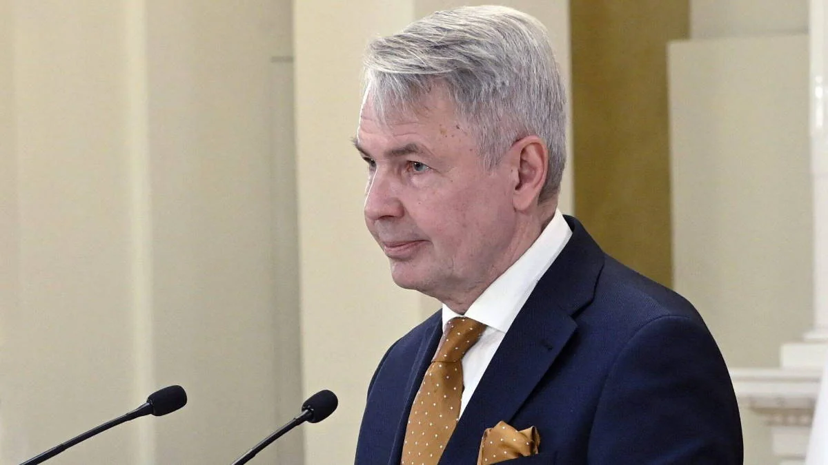 Глава МИД Финляндии заявил о планах в разы сократить выдачу виз россиянам