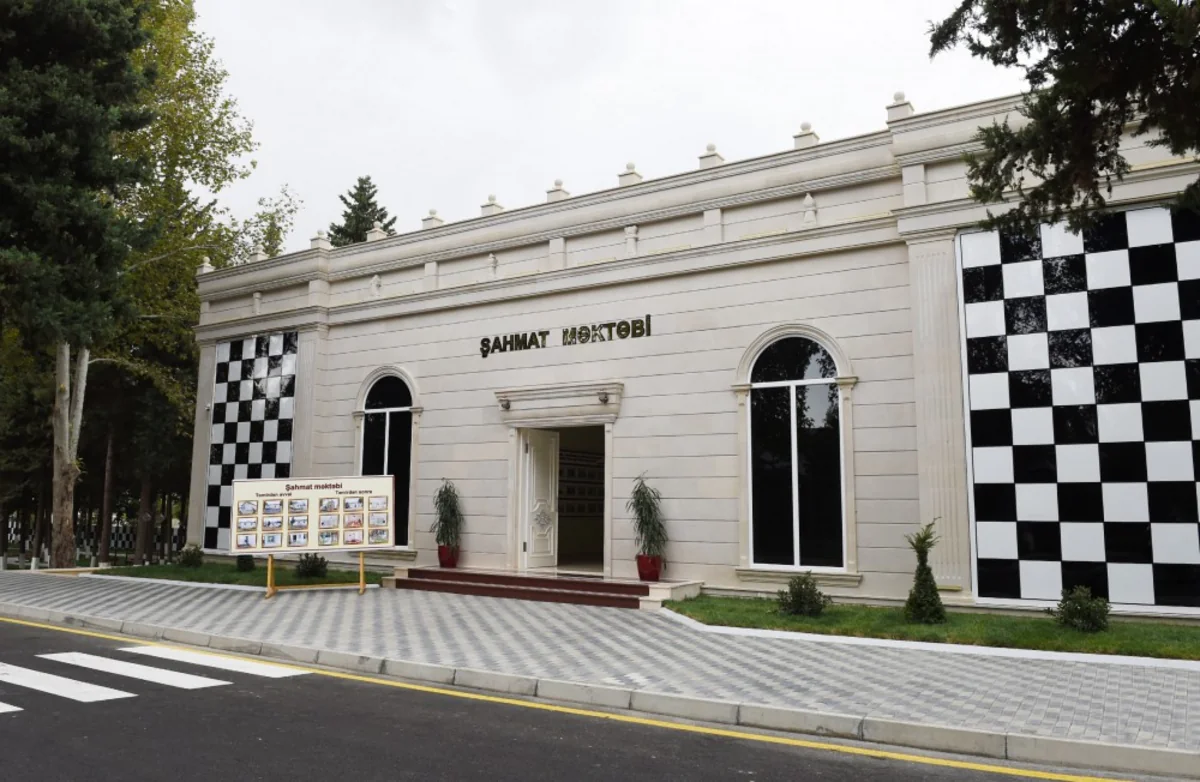 ​Ağsu Şahmat Məktəbi yenidənqurmadan sonra istifadəyə verilib