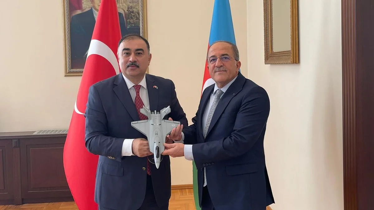 Azerbaijan, Turkey discuss military cooperation