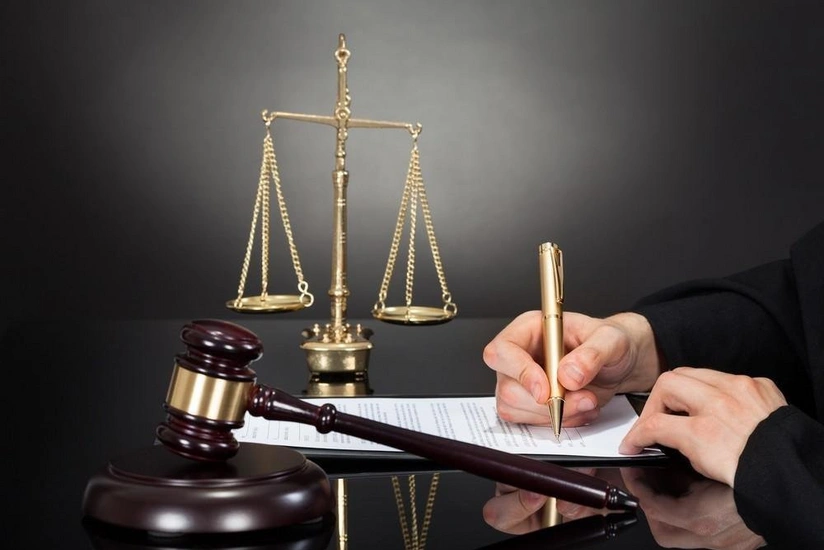 İki hakimə töhmət verildi, 5-i barəsində intizam icraatı başlanıldı