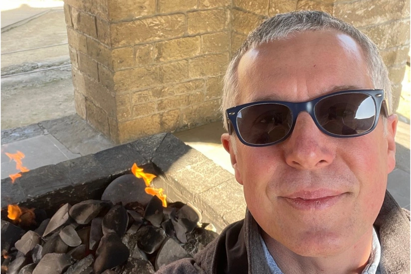 Посол Британии посетил храм Атешгях