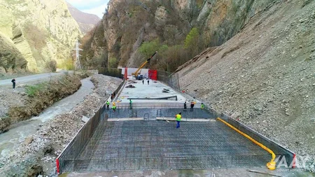 Toğanalı-Kəlbəcər-İstisu avtomobil yolunun və Murovdağ tunelinin inşası sürətlə davam etdirilir