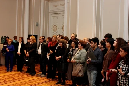 Xalq rəssamı Maral Rəhmanzadənin 100 illiyi münasibətilə sərgi açılıb