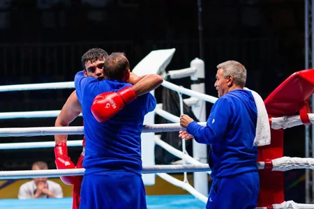 Европейские игры: Азербайджанский боксер вышел в полуфинал