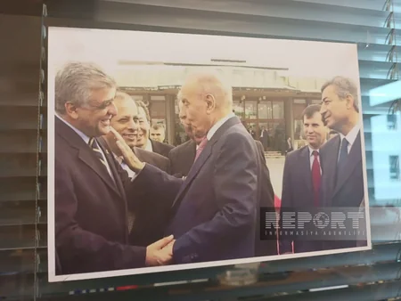 Türkiyəli deputat parlamentdəki iş otağında Azərbaycan guşəsi yaradıb