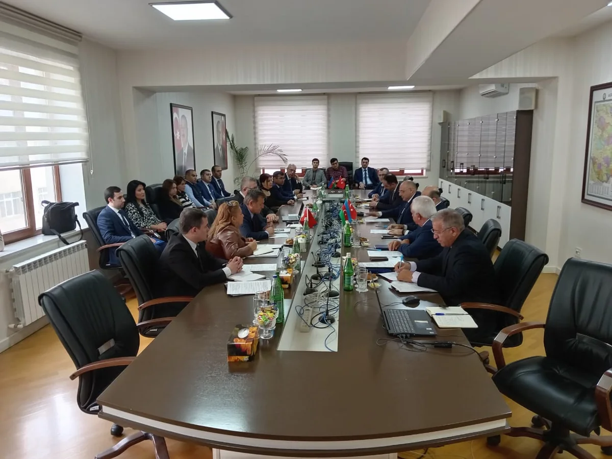 Bakıda Türkiyənin tikinti qurumunun əməkdaşları ilə görüş keçirilib