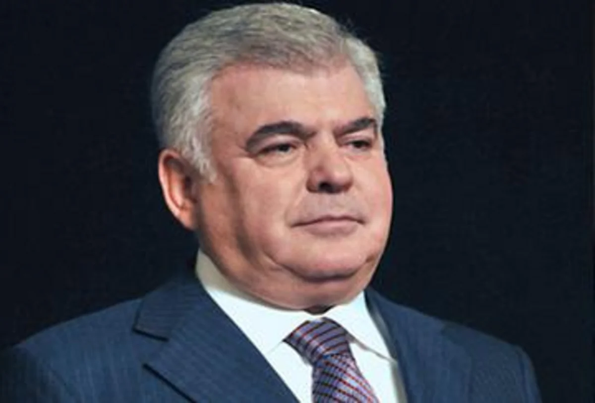 ​Ziya Məmmədov dəmir yolu nəqliyyatında sərnişin daşımaları üçün elektron bilet satışını tənzimləyən qaydanı ləğv edib