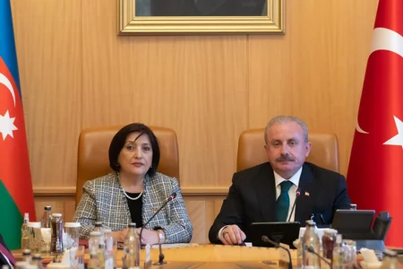 Azərbaycan və Türkiyə parlamentləri arasında əməkdaşlıq haqqında saziş imzalanıb - YENİLƏNİB