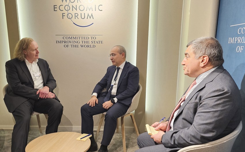 Azerbaijan holds discussions with LinkedIn about areas of cooperation