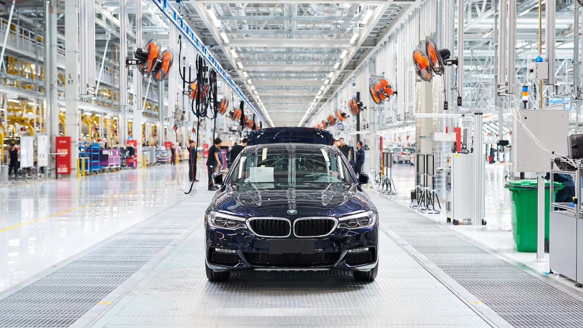 BMW вложит €800 млн в производство электромобилей в Мексике