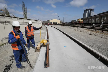 Metro qatarlarının “ev”indən - FOTOREPORTAJ