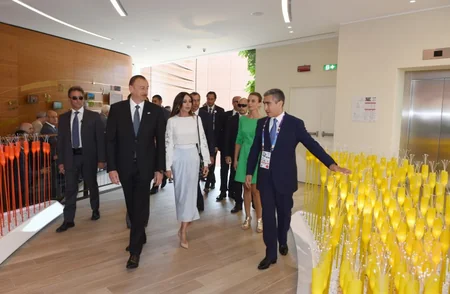 İlham Əliyev “Milan Expo 2015” sərgisində dövlət bayraqlarının qaldırılması mərasimində iştirak edib