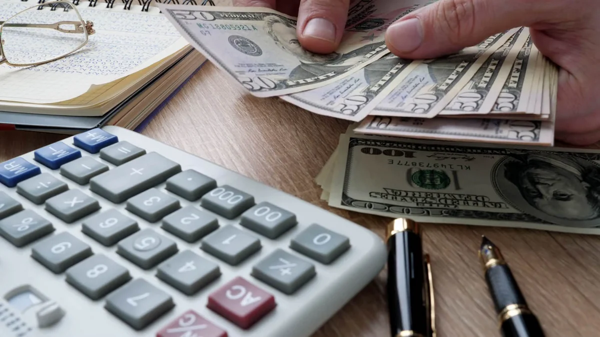 На валютном аукционе ЦБА спрос на доллар возрос