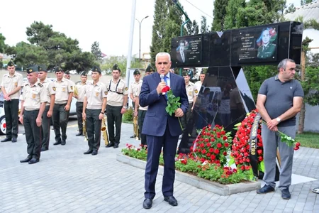 Xətaidə şəhidlərin xatirə löhvələrinin açılış mərasimi keçirilib
