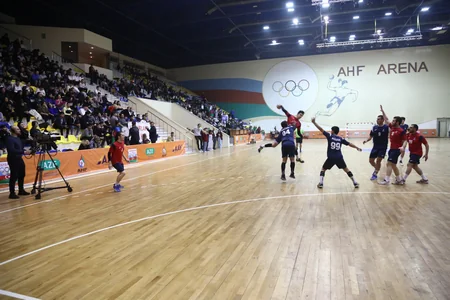 Həndbol üzrə Azərbaycan çempionatında favoritlər qələbə qazanıblar