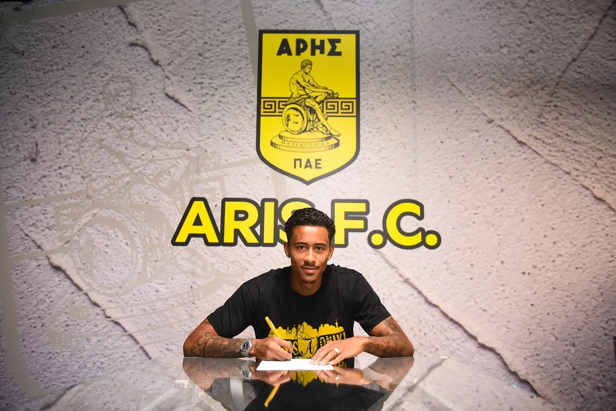Araz-Naxçıvanın Konfrans Liqasındakı rəqibi yeni futbolçu transfer edib