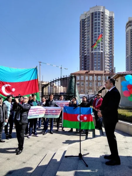 Azərbaycanlılar Kiyevdə həmrəylik aksiyası keçirib