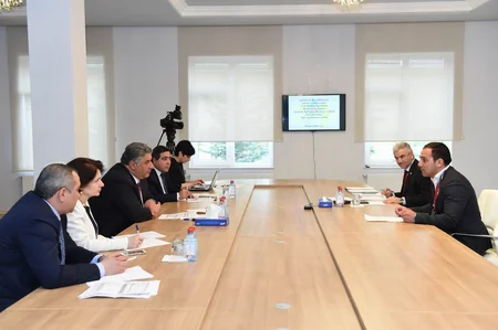 Azad Rəhimov Biləsüvarda vətəndaşları qəbul edib