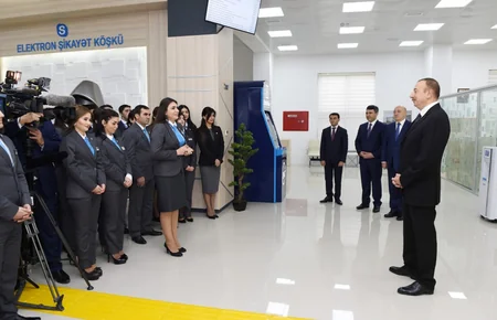 Prezident İlham Əliyev 1 saylı “ASAN Kommunal” Mərkəzinin açılışında iştirak edib