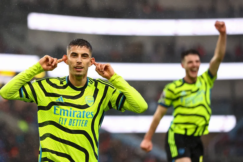 İngiltərə Premyer Liqası: “Arsenal” 5 cavabsız qol vurub, “Tottenhem” uduzub