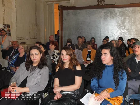 Tbilisidə beynəlxalq elmi konfransda Azərbaycan ipəyi ilə bağlı geniş məlumat verilib