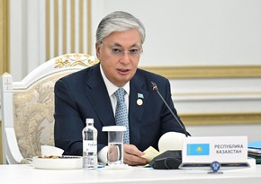 Qazaxıstan Prezidenti müdafiə və nəqliyyat nazirlərini vəzifədən azad edib
