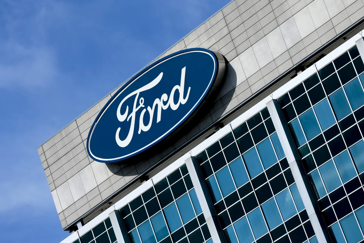 “Ford” Avropada 4 min iş yerini ixtisar edəcək