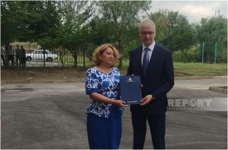 Mingəçevirdə şəhid ailələri və müharibə əlilliyi olan vətəndaşlara mənzillər verilib
