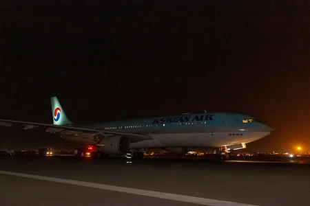 Bakı aeroportunda “Korean Air” aviaşirkətinə məxsus təyyarə məcburi eniş edib